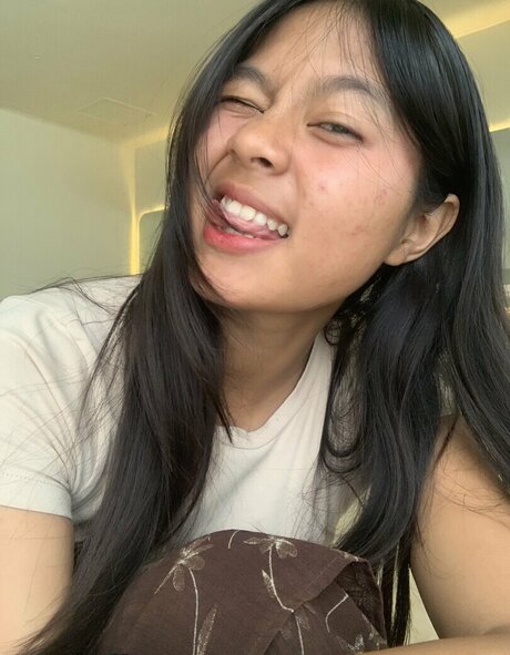 Vxilzie model high quality pictures