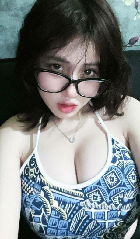 ejahazel pornstar sexy image