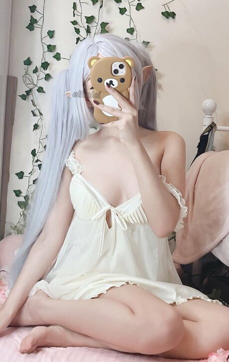 elfinlei adult model picture