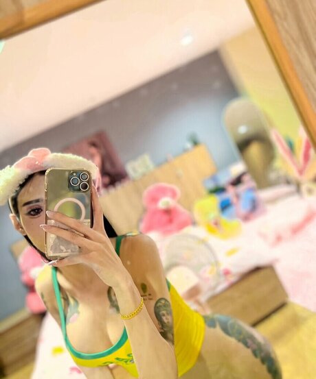 topless onlyfans sexy naked picture