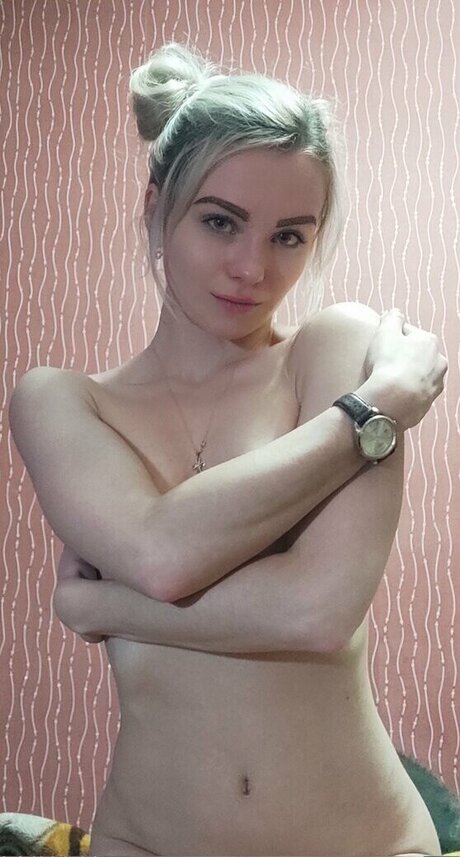 fit babee beautiful actress img