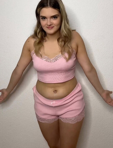 Mondwika adult actress gallery