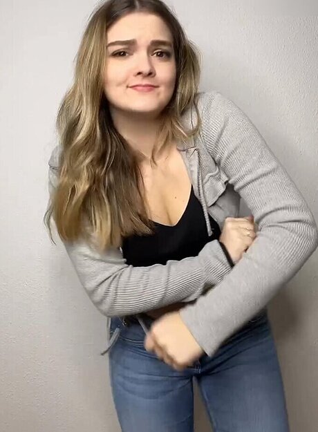 Mondwika xxx star images