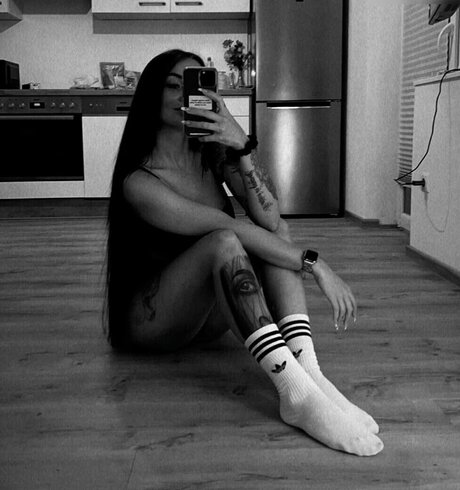 Stefaniestrm nudes model photos