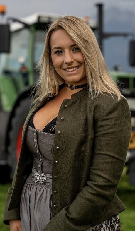 Alinas Landleben best model archive