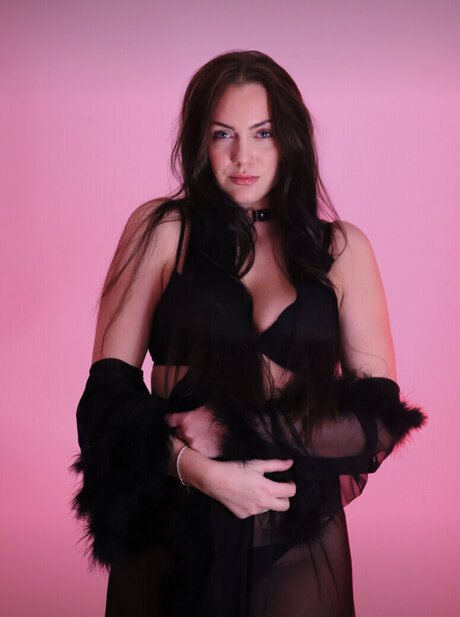 Mrs Kathx model top photos