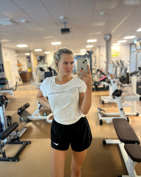 Bella Celine pornstar sexy image