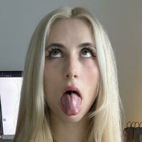 kimchiee naked actress photos