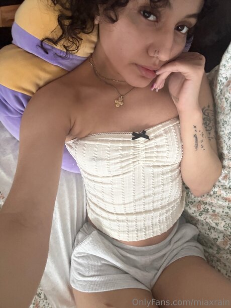 miaxrain high quality actress img