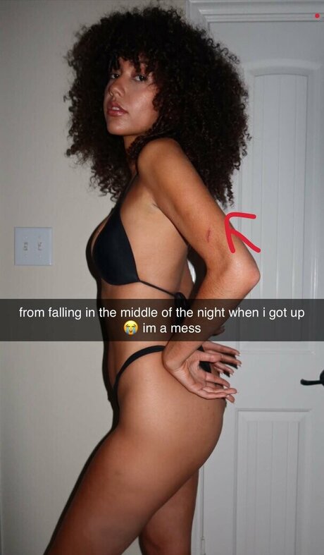 Megan Botnick adult model img