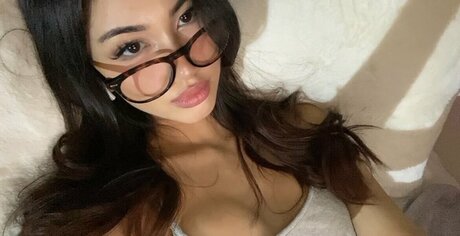 xeiyza adult star galleries