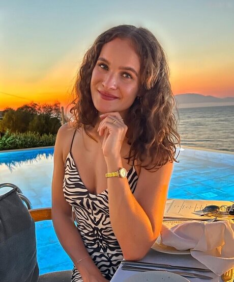 lara emilia best star archive