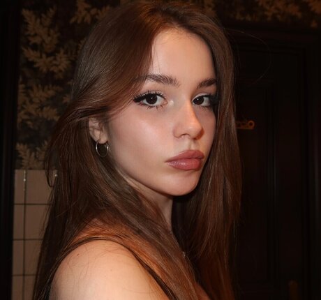 sosihue xxx actress gallery