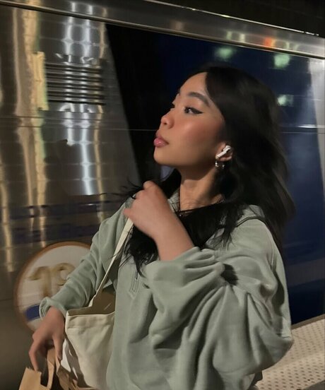 lilbignanc fit actress pictures