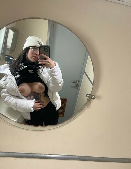 PetiteCute exclusive actress img