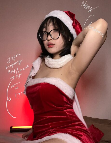 me pege7 model porn images