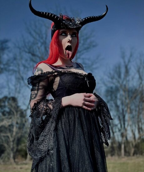 Carrie Cannie pornstar adult image