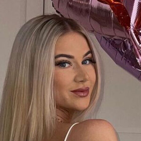 Alina Ristenpart pornstar sexy photo