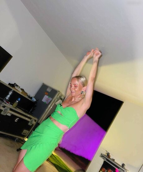 blowjob threesome onlyfans sexy galleries