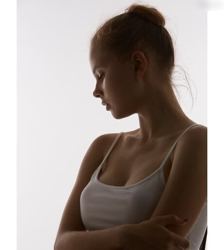 Maria Kompanets model pretty picture