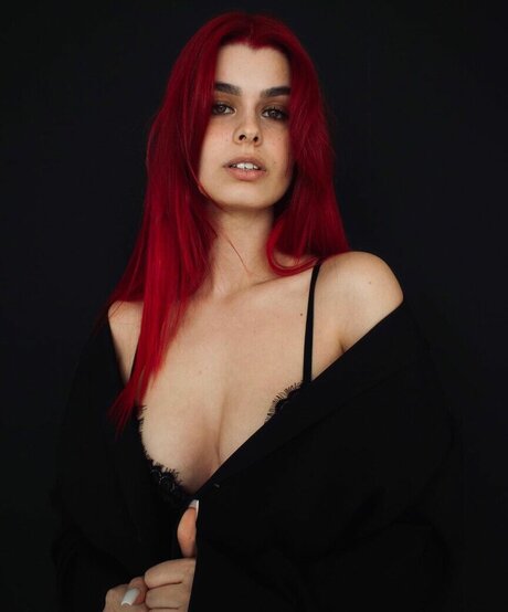 anna gazanis sexy star pic