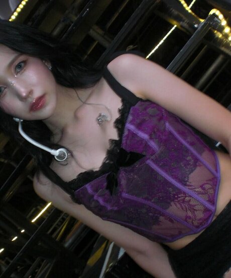 Mina Myoi beautiful actress photo