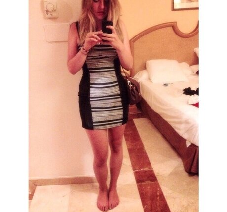 skinny brunette onlyfans free sexy pics