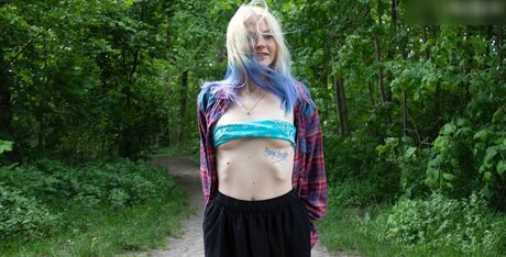 Mariia Well erotic pornstar galleries