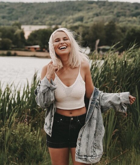 Jana Riva model sexy images