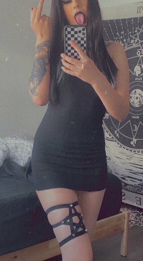 Ne0nprincess star picture