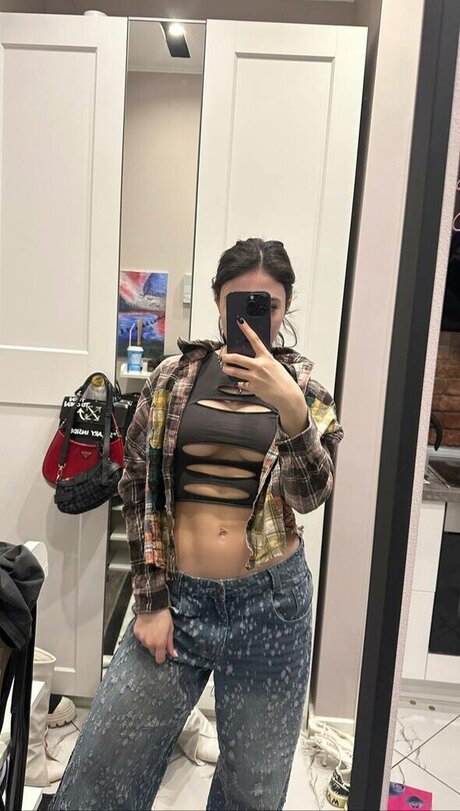 Ekatze007 nude actress photos