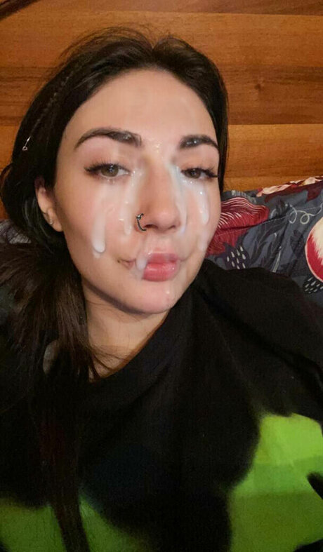 Ekatze007 model nude pic