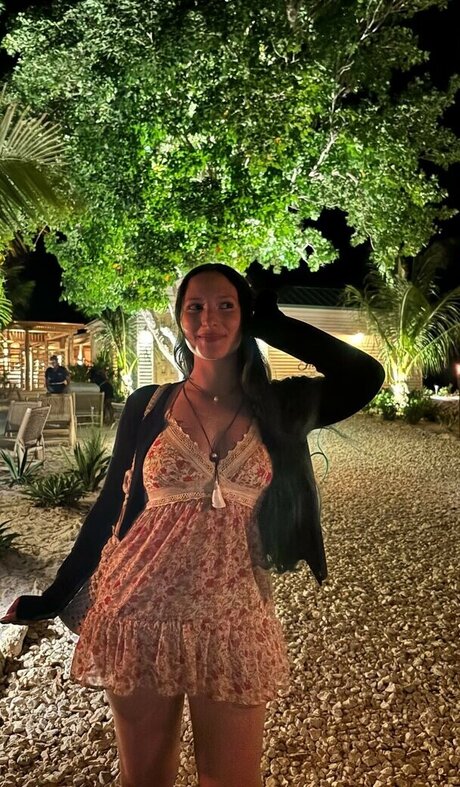 Jamie Lou Stenzel star exclusive img