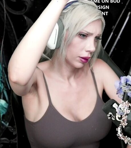 Intraventus naked star pictures