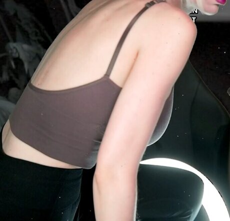 Intraventus sexy star images