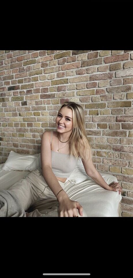 Lili Hamann model porn pictures