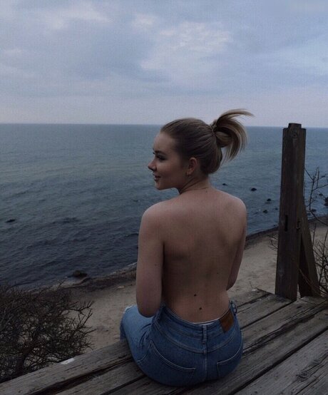 Lili Hamann sexy pornstar image