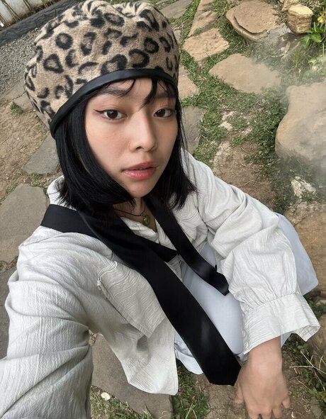 miceraa sexy actress pics