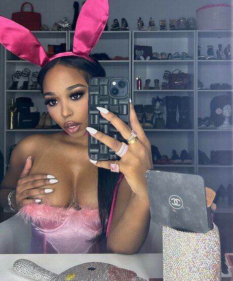 Trapezoidmouth star photo