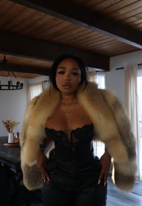 disabled onlyfans erotic photo