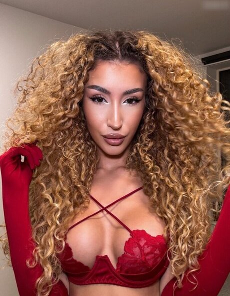 Jazmine Dyer star nude img