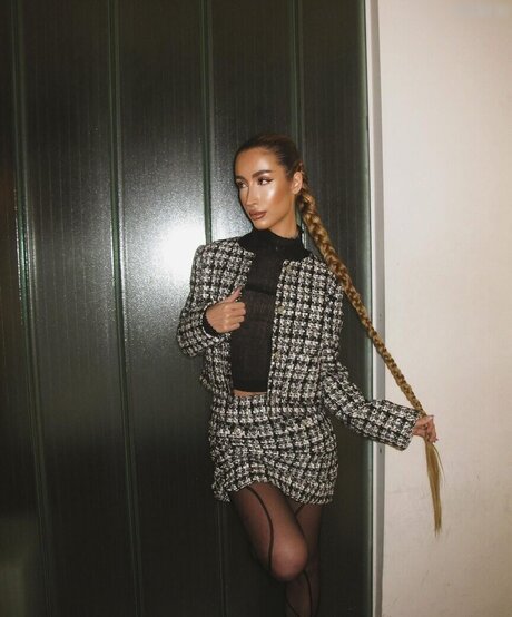 Jazmine Dyer art star image