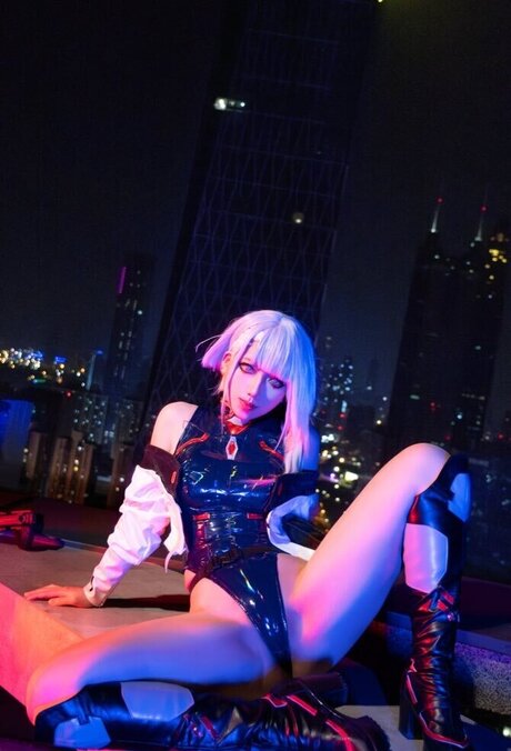 _Walk re high quality actress img