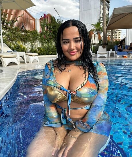 Melek Azad model xxx galleries