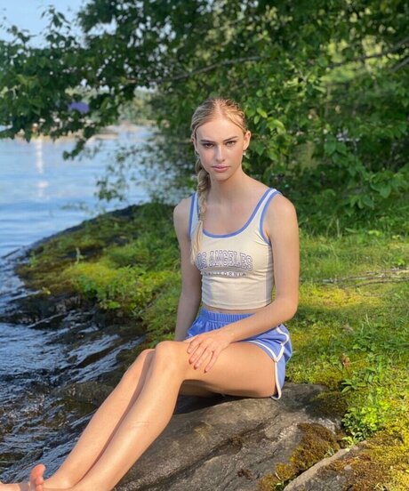 Claire Jameson model hot picture