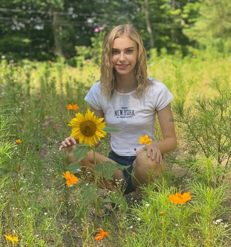 Claire Jameson pornstar top picture