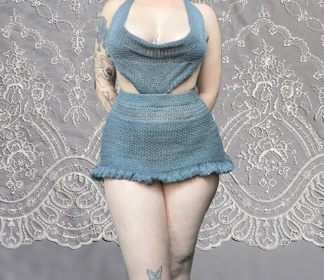 motherbimbo model art pics