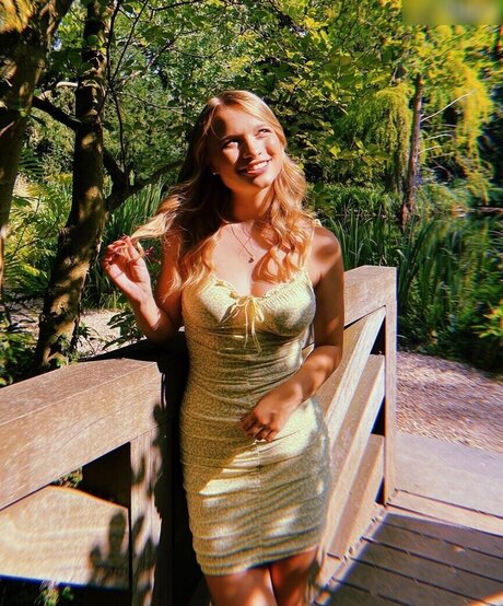 sisters onlyfans hot porn archive