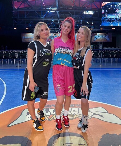 bikini cowgirl onlyfans beautiful xxx picture