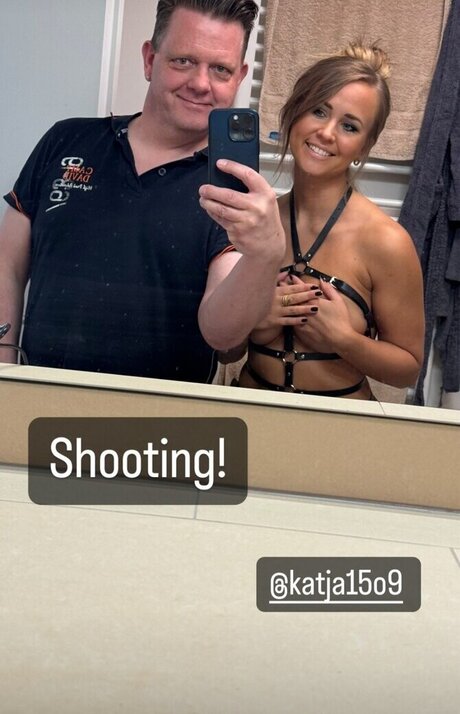 Kate xoxo model art galleries